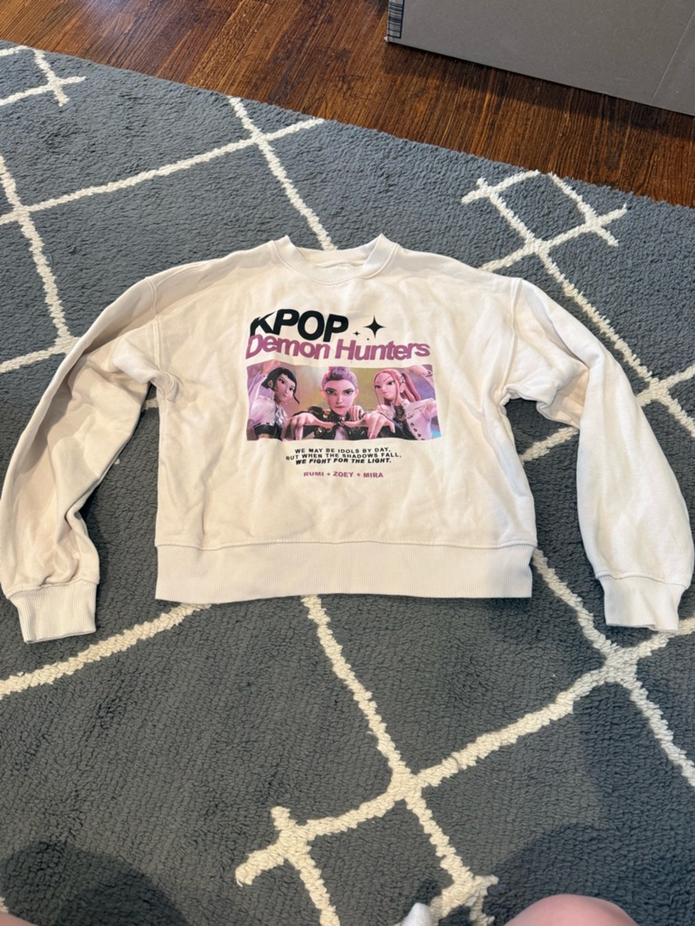 KPOP Demon Hunters Graphic Crewneck Sweatshirt - Zara